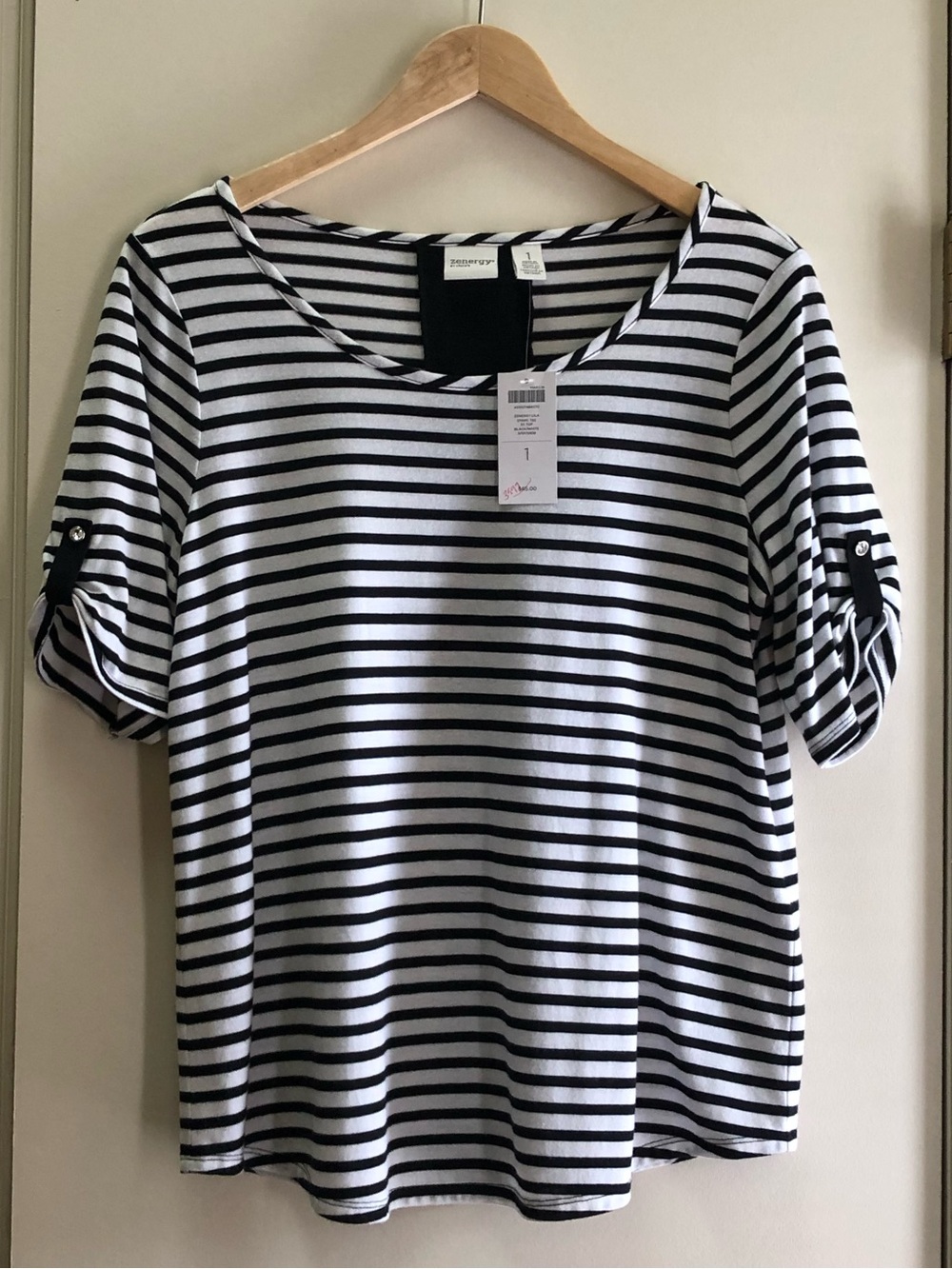Chico’s Zenergy Black/White Stripe Short Sleeve Pullover Top